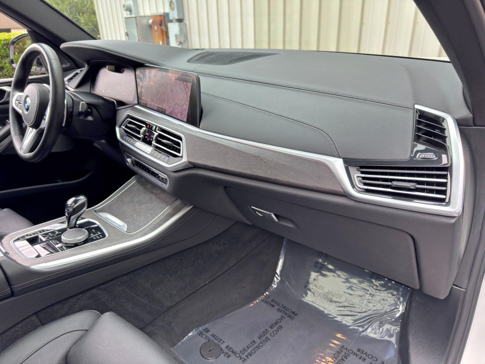 Used 2020 BMW X5 M50i AWD/4WD image 16