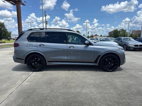Used 2025 BMW X7 xDrive40i w/ Executive Package AWD/4WD image 6