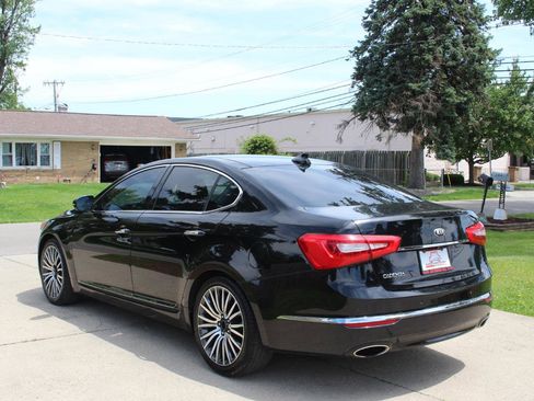Used 2014 Kia Cadenza Premium w/ Technology Package FWD image 7