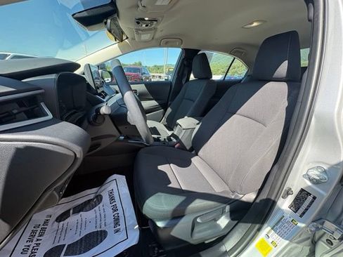 Used 2024 Toyota Corolla LE FWD image 22