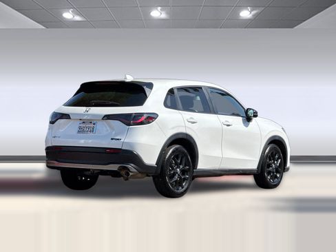 Used 2024 Honda HR-V Sport image 9