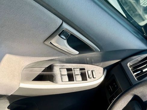 Used 2010 Toyota Prius Three image 18