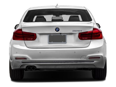Used 2016 BMW 328i xDrive Sedan AWD/4WD image 5