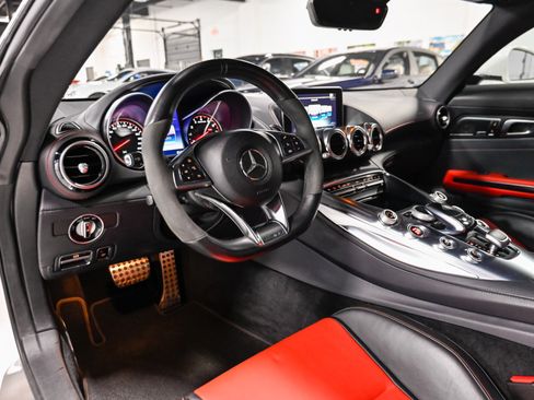 Used 2016 Mercedes-Benz AMG GT S image 9