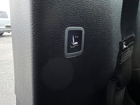 New 2026 Chrysler Pacifica Select image 45