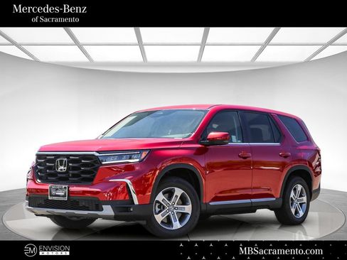 Used 2025 Honda Pilot EX-L image 1