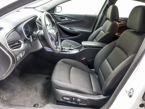 Used 2024 Chevrolet Malibu LT image 8