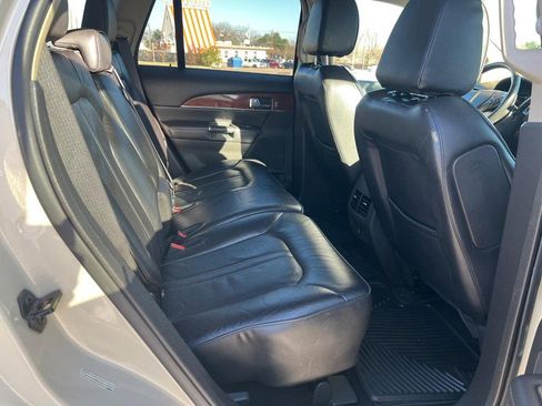 Used 2014 Lincoln MKX FWD w/ Equipment Group 102A image 11