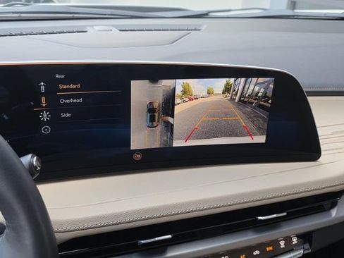 Used 2025 Cadillac XT4 Premium Luxury FWD image 22