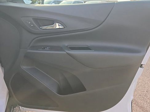 Used 2024 Chevrolet Equinox LT w/ LPO, Floor Liner Package FWD image 20