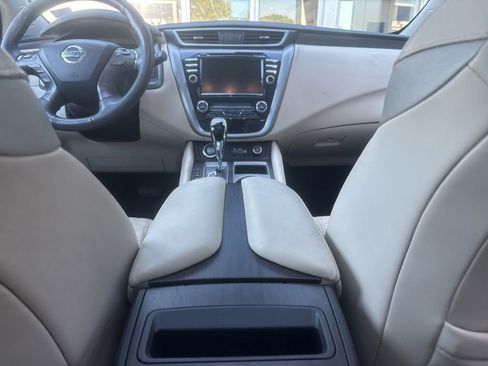 Used 2020 Nissan Murano Platinum w/ Cargo Package FWD image 12