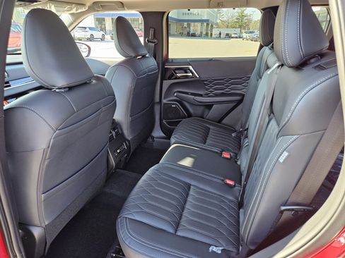 New 2026 Mitsubishi Outlander SEL image 10