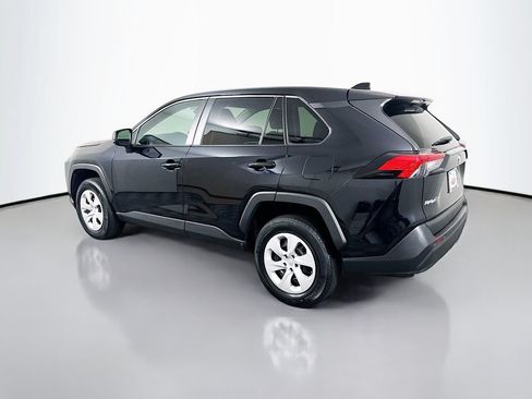 Used 2024 Toyota RAV4 LE AWD/4WD image 7