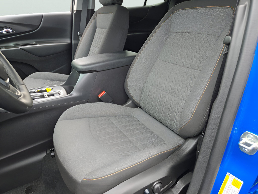 Certified 2024 Chevrolet Equinox LT w/ LPO, Floor Liner Package FWD image 29