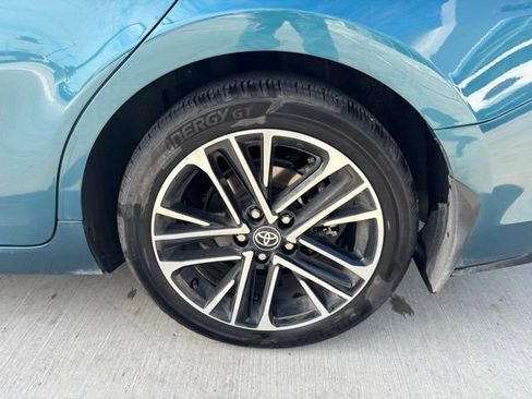 Used 2025 Toyota Camry SE image 7