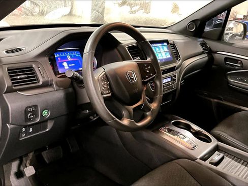 Used 2021 Honda Passport Sport image 16