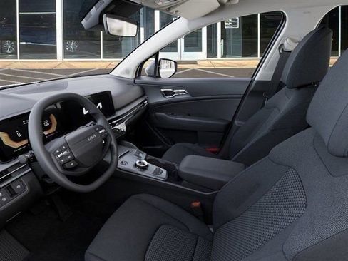 New 2026 Kia Sportage LX FWD image 17
