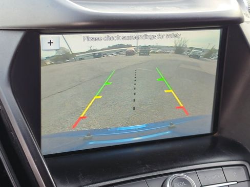 Used 2019 Ford Escape SE FWD image 20