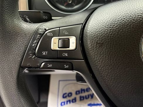 Used 2018 Volkswagen Atlas S FWD image 13