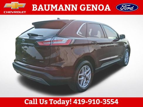 Used 2024 Ford Edge SEL w/ Convenience Package AWD/4WD image 6