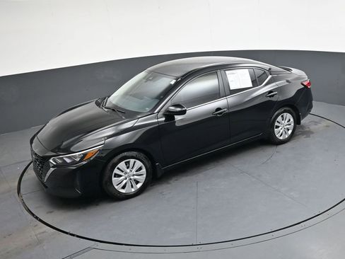 Certified 2025 Nissan Sentra S image 29