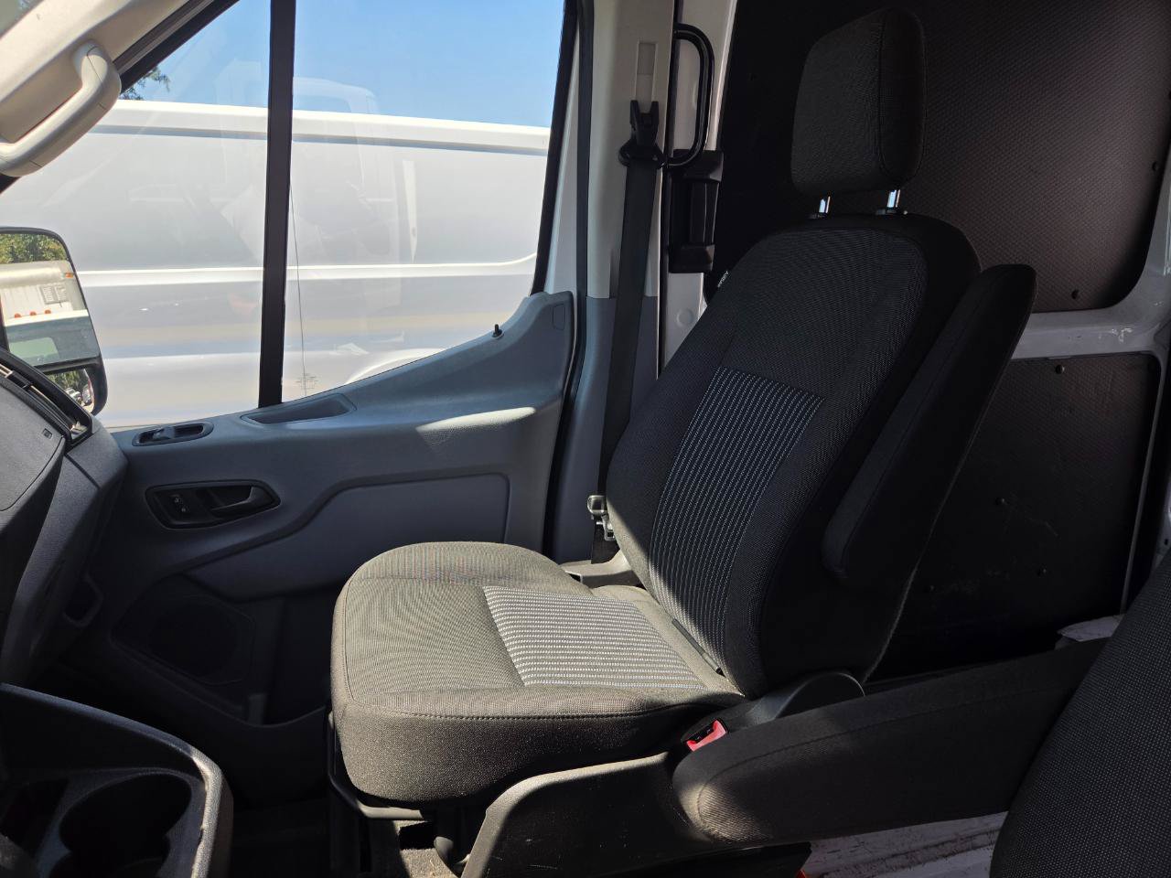 Used 2019 Ford Transit 350 148 High Roof RWD image 12