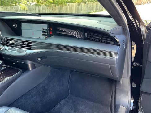 Used 2018 Lexus LS 500h image 18