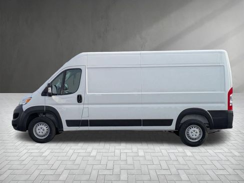 Used 2024 RAM ProMaster 2500 FWD image 8