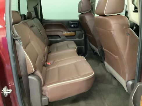 Used 2016 Chevrolet Silverado 2500 High Country w/ Duramax Plus Package AWD/4WD image 29