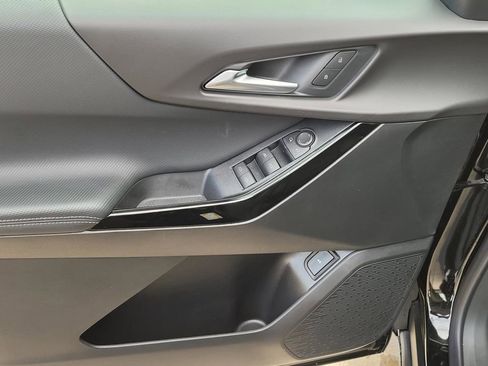 New 2026 Chevrolet Equinox LT w/ Convenience Package II image 14