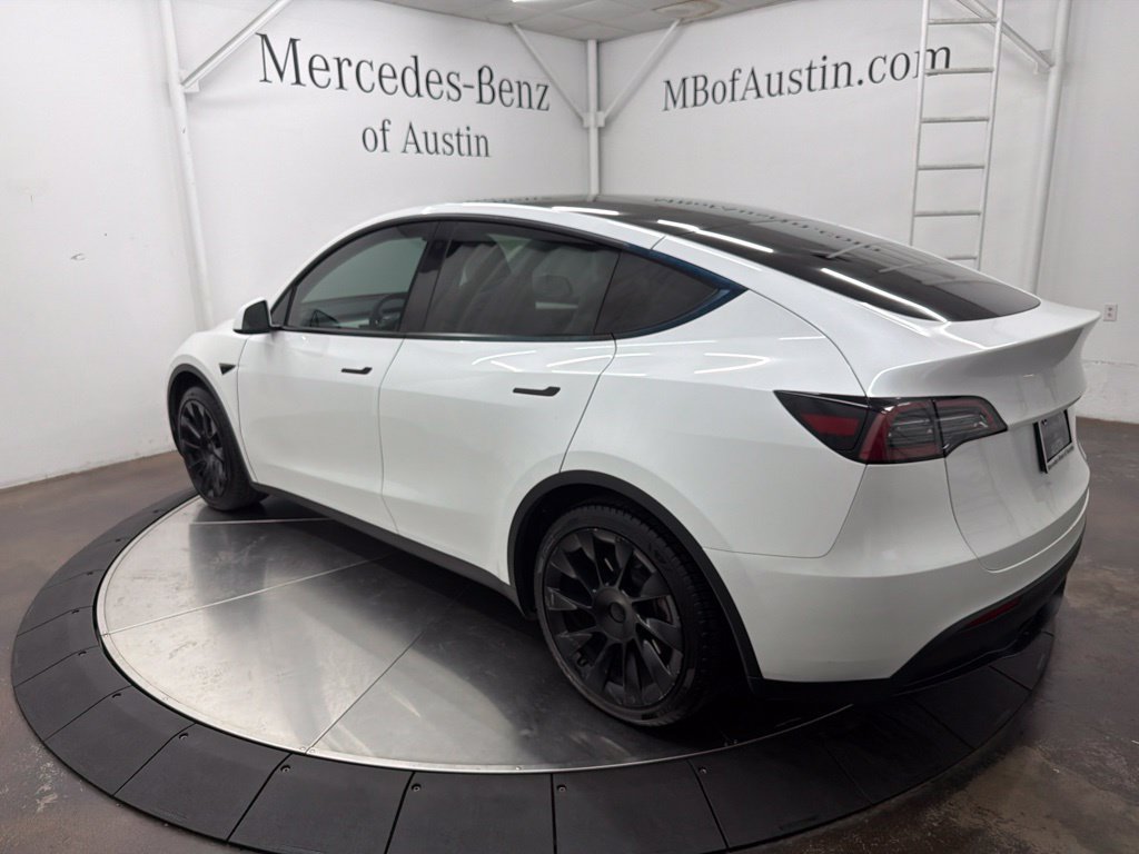 Used 2023 Tesla Model Y Long Range AWD/4WD image 4