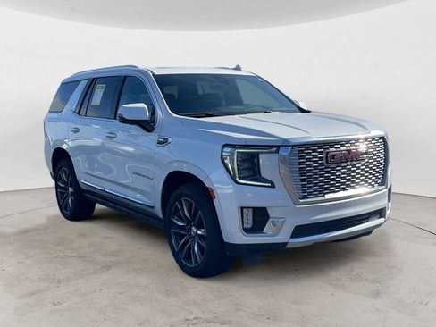 Used 2021 GMC Yukon Denali w/ Denali Premium Package AWD/4WD image 7