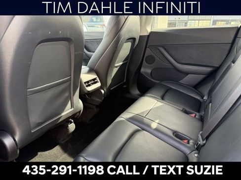 Used 2021 Tesla Model Y Long Range image 12