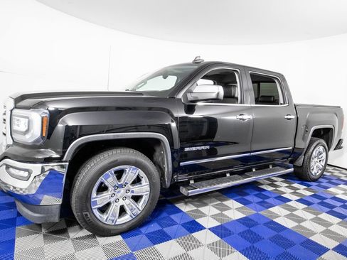 Used 2017 GMC Sierra 1500 SLT image 1