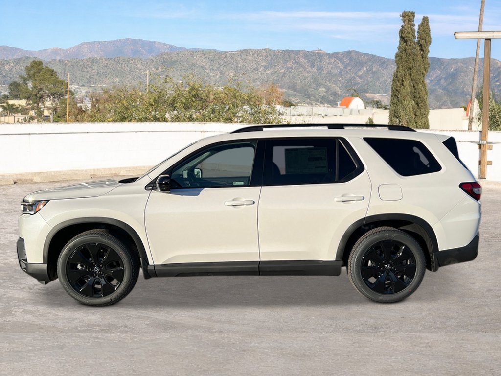 New 2026 Honda Pilot Black Edition image 2