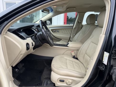 Used 2014 Ford Taurus SEL w/ Equipment Group 201A AWD/4WD image 11