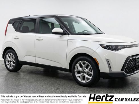 Used 2025 Kia Soul LX w/ LX Technology Package image 1