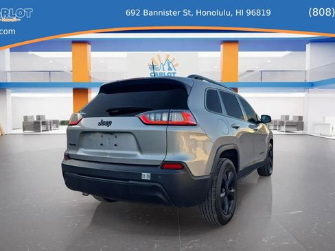 Used 2021 Jeep Cherokee Latitude Plus AWD/4WD image 7