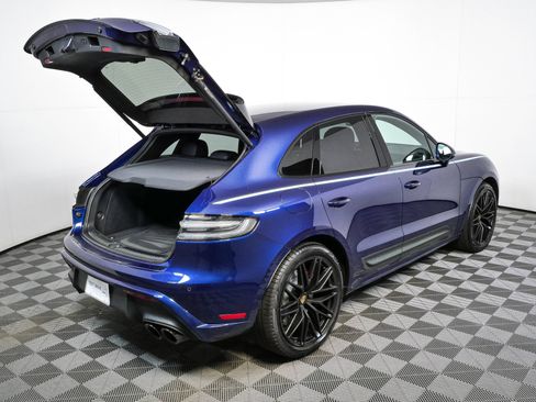 Certified 2022 Porsche Macan GTS AWD/4WD image 27