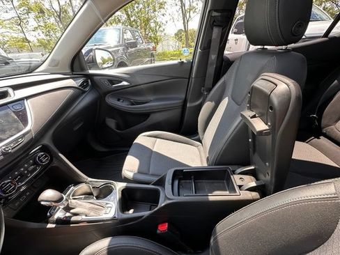 Used 2022 Buick Encore GX Select w/ Advanced Technology Package FWD image 28