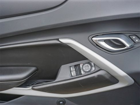 Used 2023 Chevrolet Camaro LT image 18