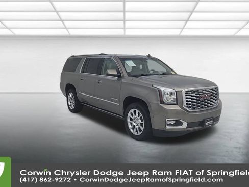 Used 2019 GMC Yukon XL Denali w/ Open Road Package image 3
