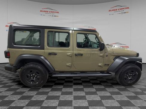 Used 2025 Jeep Wrangler Unlimited Sport AWD/4WD image 8