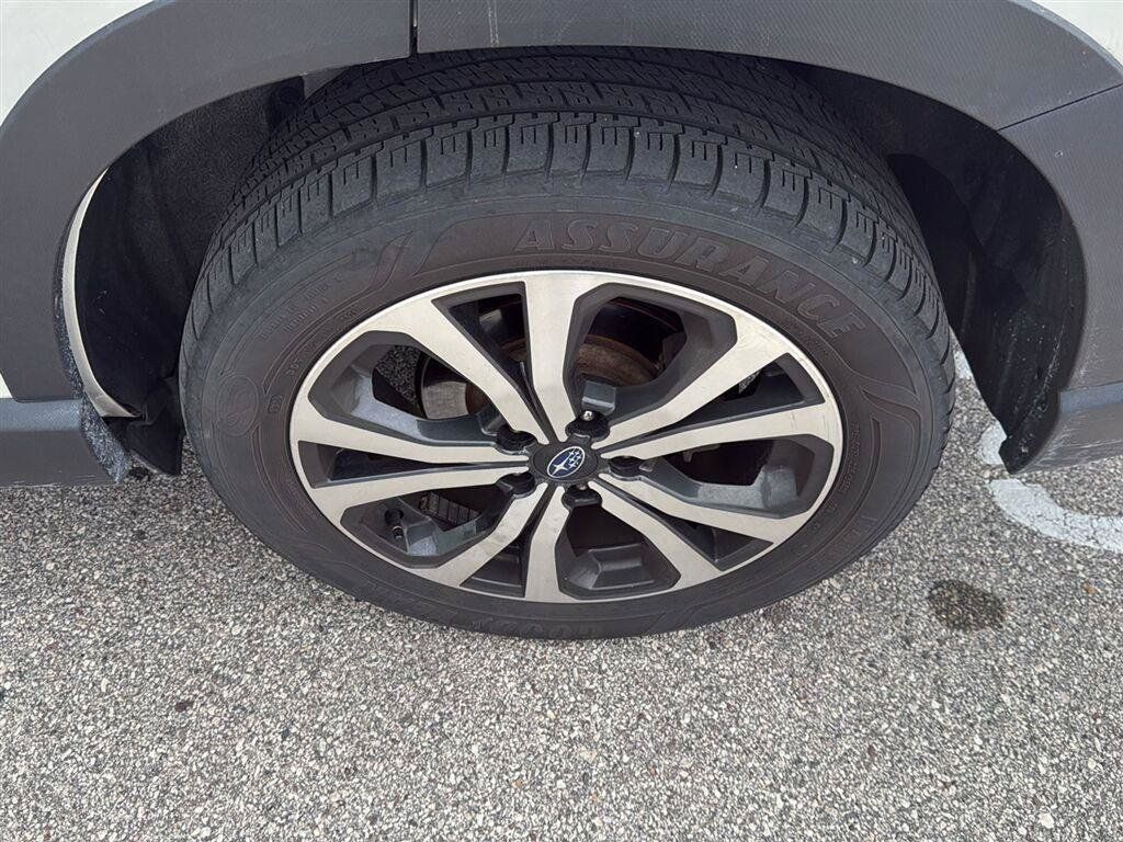 Used 2019 Subaru Forester Limited w/ Popular Package #3 AWD/4WD image 8