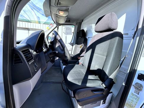 Used 2016 Mercedes-Benz Sprinter 3500 image 10