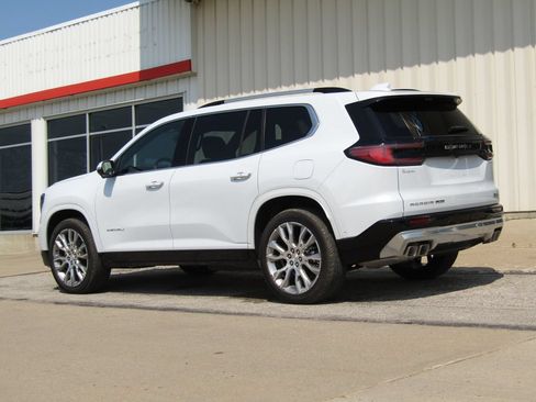Used 2026 GMC Acadia Denali w/ Super Cruise Package AWD/4WD image 10