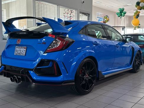 Used 2021 Honda Civic Type R image 3