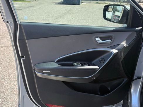 Used 2018 Hyundai Santa Fe Sport w/ 2.4L Value Package 02 image 10