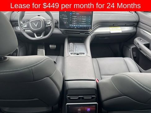 New 2024 VinFast VF 9 Plus image 18