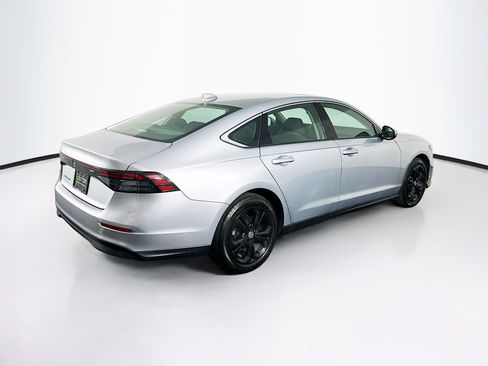 Used 2024 Honda Accord EX image 9